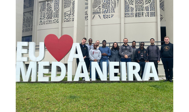 Curso de Teologia da FAPAS participa de Celebração Eucarística em preparação à 82ª Romaria da Medianeira
