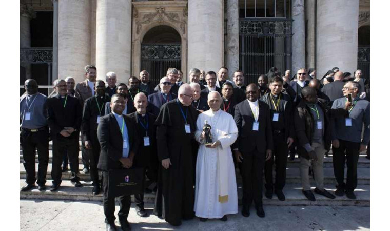 Diretor da FAPAS participa de encontro da SAC em Roma e tem encontro com o Papa Leão XIV