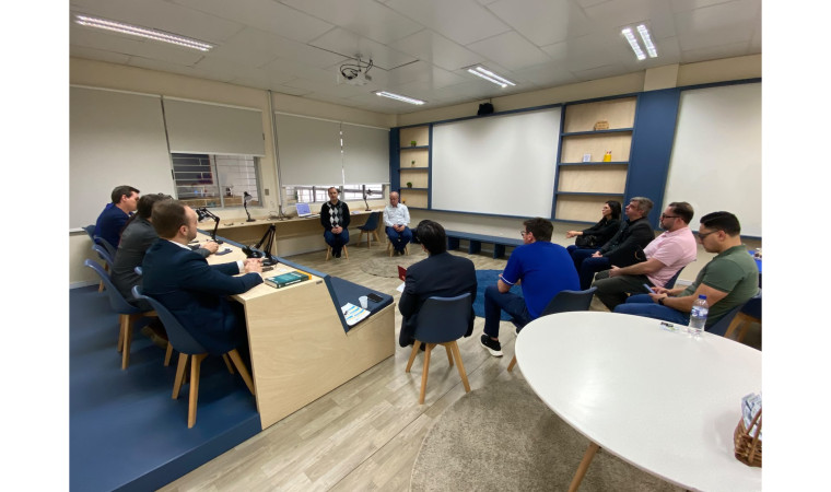 Curso de Direito da FAPAS realiza reunião pedagógica para o início do segundo semestre